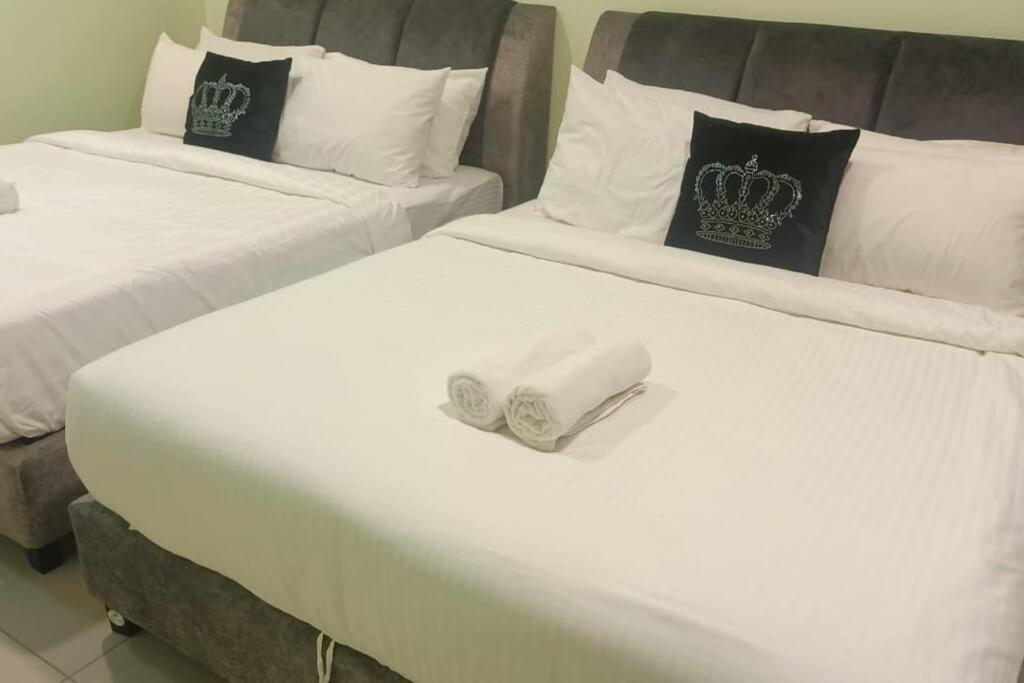 Bali Residence By Beca Inn , Musliim Only Malacca Екстериор снимка